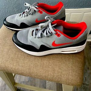 Practically new Golf Nike Air Max 9